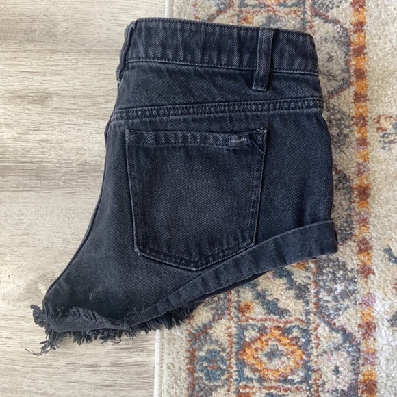 Volcom Stone Rolled Short Black Denim Size 1 - Picture 5 of 5